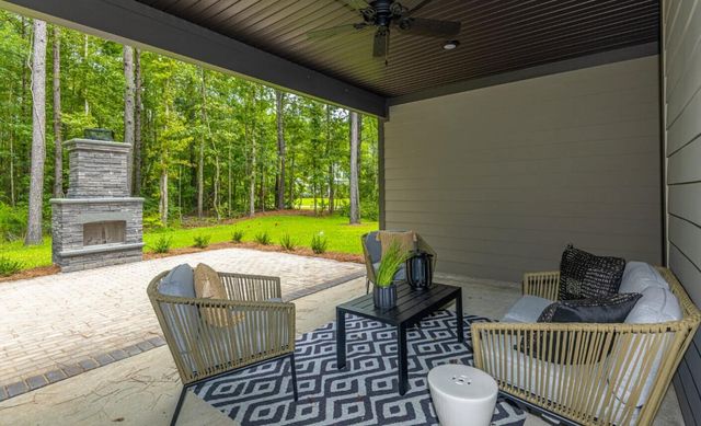 119 Laura Ashley Lane, Summerville, SC 29483