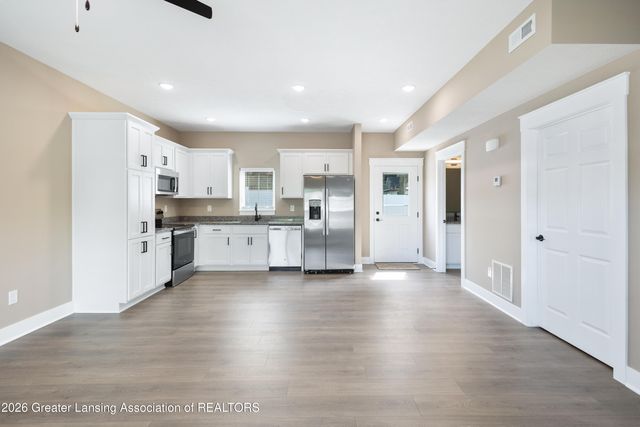 409 S Pennsylvania Avenue, Lansing, MI 48912