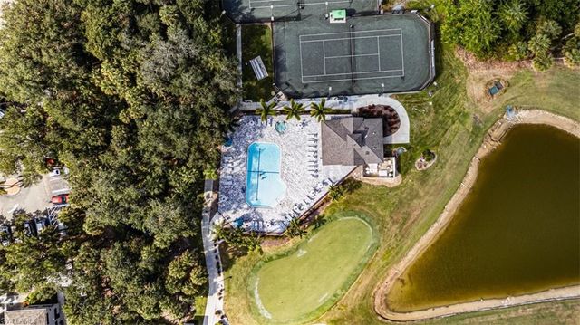 20990 Country Barn DR, Estero, FL 33928