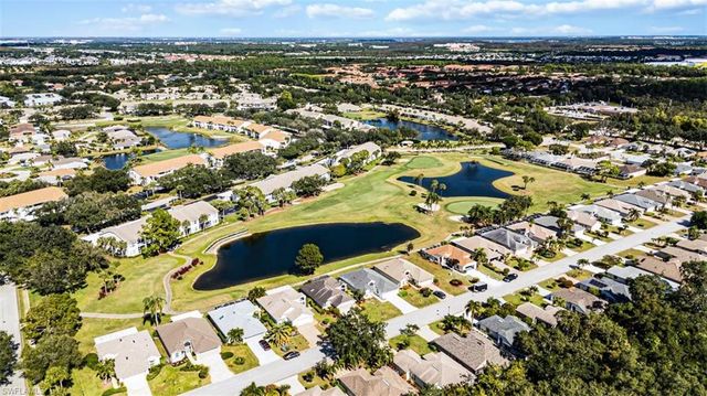 20990 Country Barn DR, Estero, FL 33928