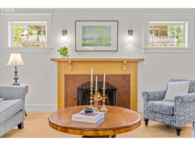 3084 DILLON Ln, West Linn, OR 97068