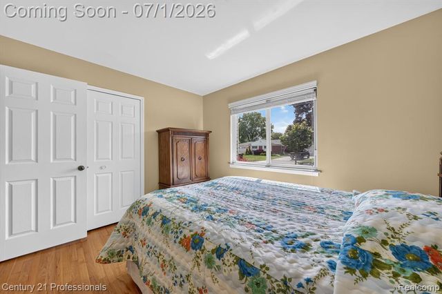 15124 Hix Street, Livonia, MI 48154