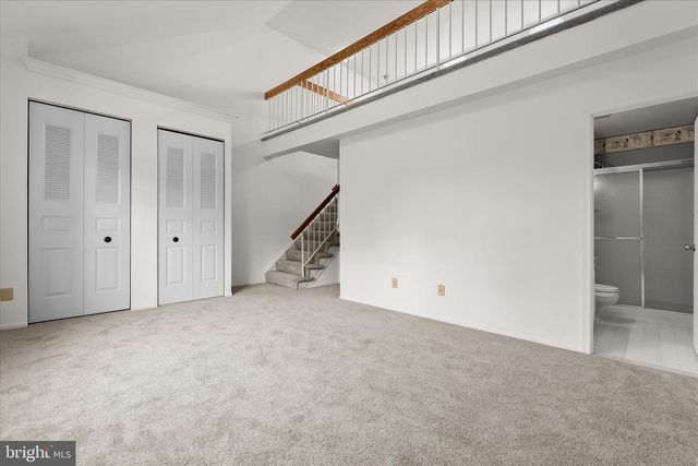 26 VALLEY CROSSING CIR, Cockeysville, MD 21030