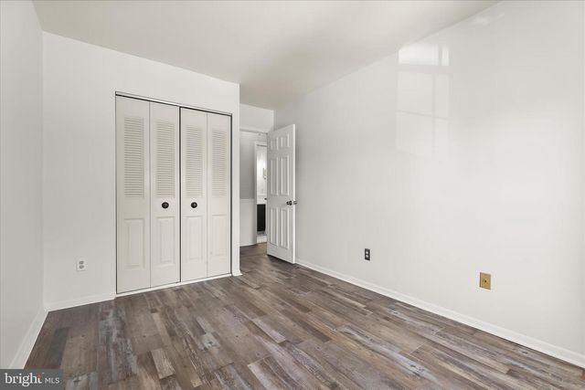 26 VALLEY CROSSING CIR, Cockeysville, MD 21030