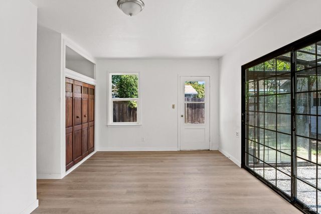 2025 Valley Rd, Willits, CA 95490