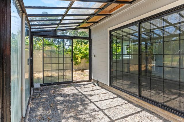 2025 Valley Rd, Willits, CA 95490