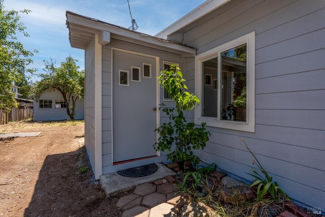 2025 Valley Rd, Willits, CA 95490