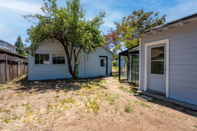 2025 Valley Rd, Willits, CA 95490