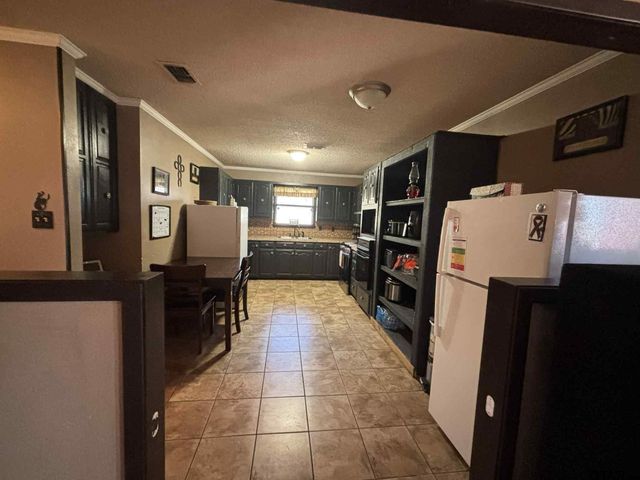 118 County Road 2124, Quitman, TX 75783