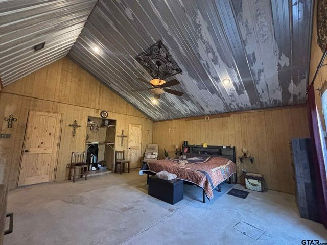 118 County Road 2124, Quitman, TX 75783