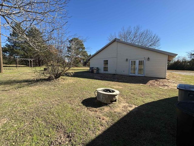 118 County Road 2124, Quitman, TX 75783