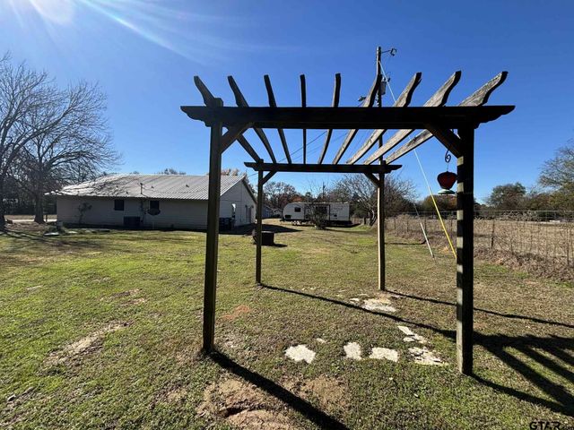 118 County Road 2124, Quitman, TX 75783