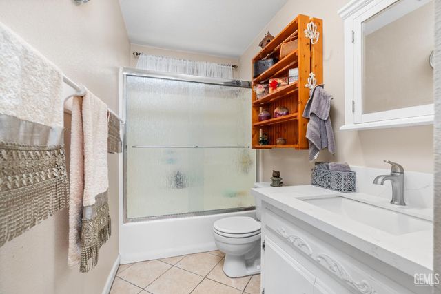 21621 Golden Hills Boulevard, Tehachapi, CA 93561