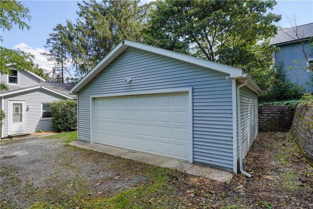 35 State Street, East Bloomfield, NY 14469