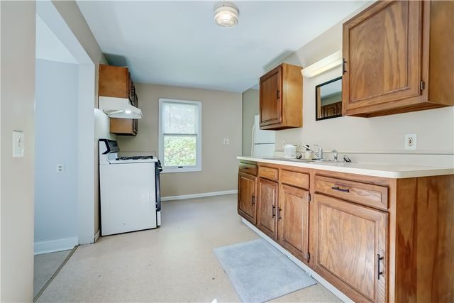 35 State Street, East Bloomfield, NY 14469