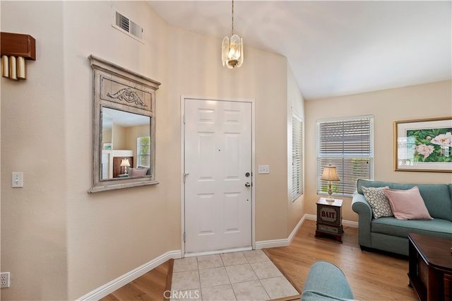 40277 Via Aguadulce, Murrieta, CA 92562