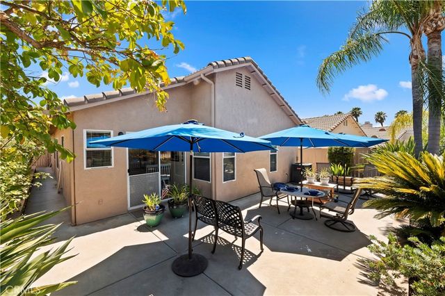 40277 Via Aguadulce, Murrieta, CA 92562