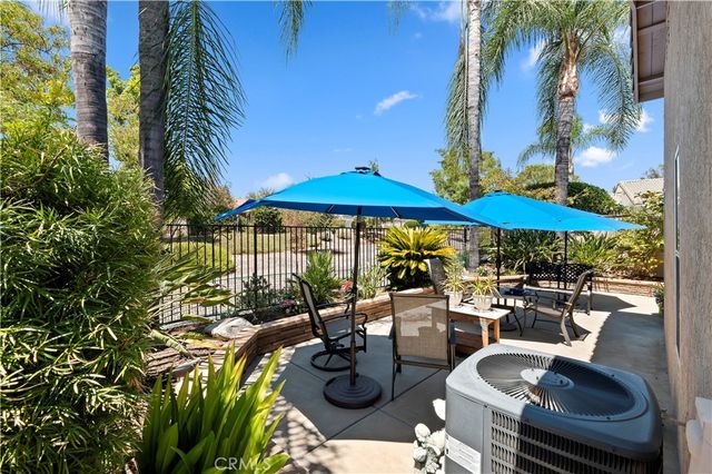 40277 Via Aguadulce, Murrieta, CA 92562
