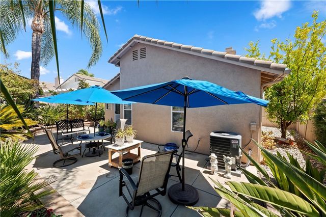 40277 Via Aguadulce, Murrieta, CA 92562