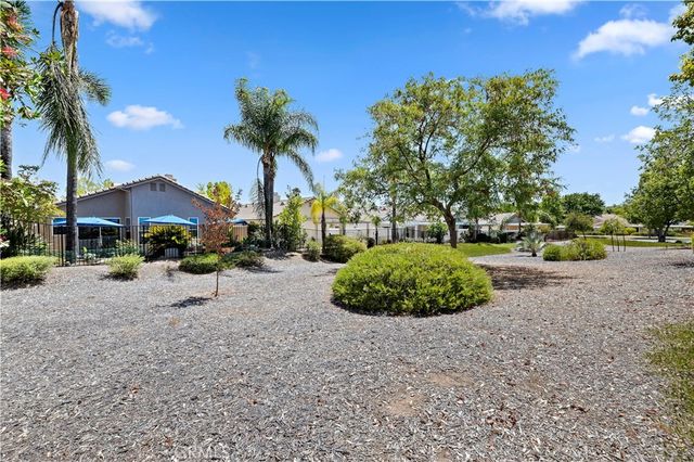 40277 Via Aguadulce, Murrieta, CA 92562