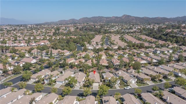 40277 Via Aguadulce, Murrieta, CA 92562