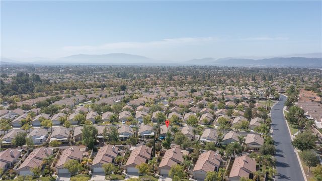 40277 Via Aguadulce, Murrieta, CA 92562
