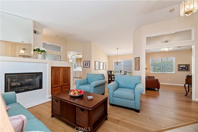 40277 Via Aguadulce, Murrieta, CA 92562