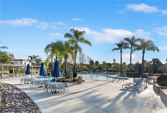 40277 Via Aguadulce, Murrieta, CA 92562