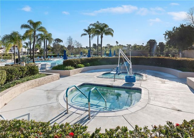 40277 Via Aguadulce, Murrieta, CA 92562