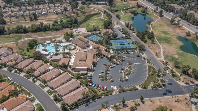 40277 Via Aguadulce, Murrieta, CA 92562