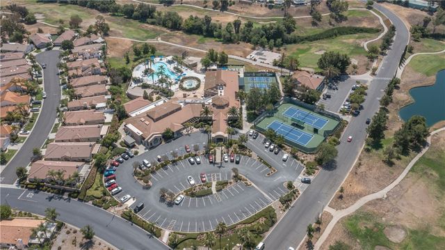 40277 Via Aguadulce, Murrieta, CA 92562