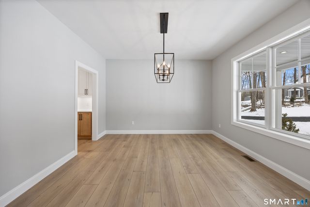 27 Greenwich Place, Colchester, CT 06415