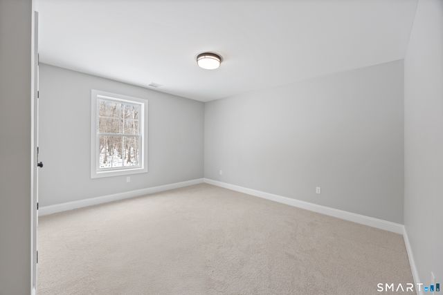 27 Greenwich Place, Colchester, CT 06415