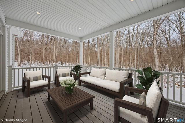 27 Greenwich Place, Colchester, CT 06415