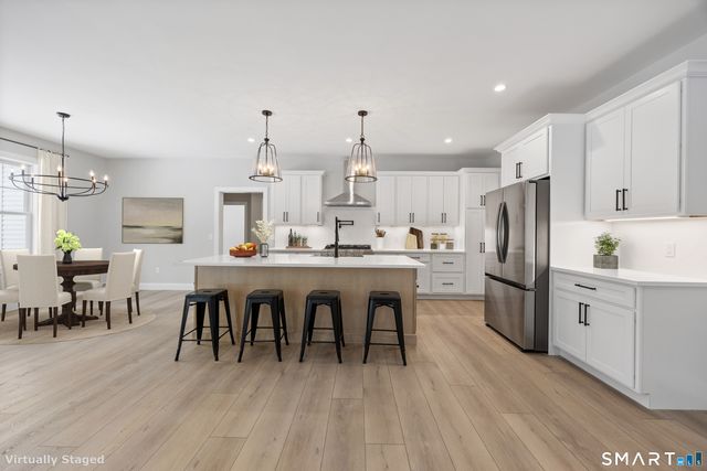 27 Greenwich Place, Colchester, CT 06415