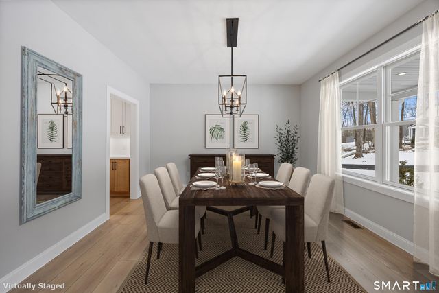 27 Greenwich Place, Colchester, CT 06415