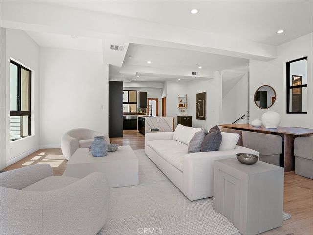 4509 Jessica, Los Angeles, CA 90065