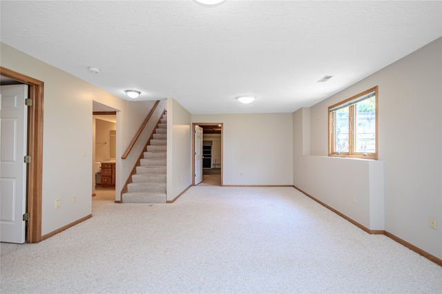 6084 Terrace Drive, Johnston, IA 50131