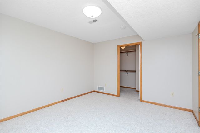 6084 Terrace Drive, Johnston, IA 50131