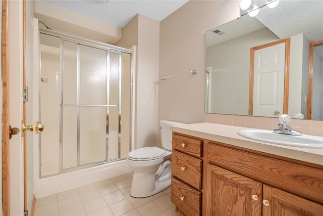 6084 Terrace Drive, Johnston, IA 50131