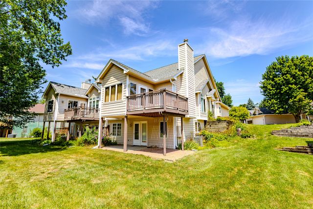 6084 Terrace Drive, Johnston, IA 50131
