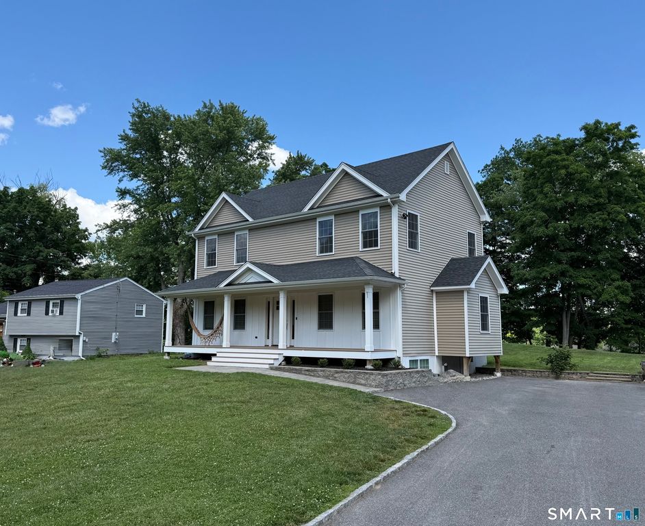 107 Wynwood Drive, New Milford, CT 06776