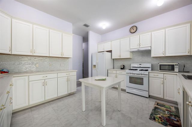 1083 Pollywog Dr., Other City - In The State Of Florida, FL 33935