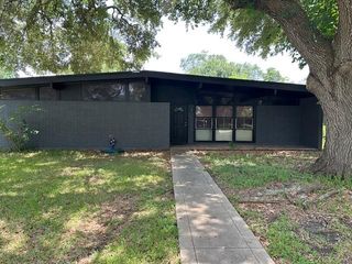 3900 Aggie Drive, Bay City, TX 77414