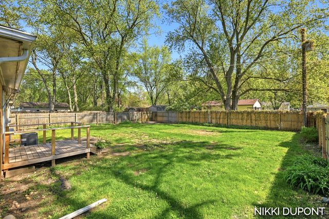 382 Dale Avenue, Benton Harbor, MI 49022