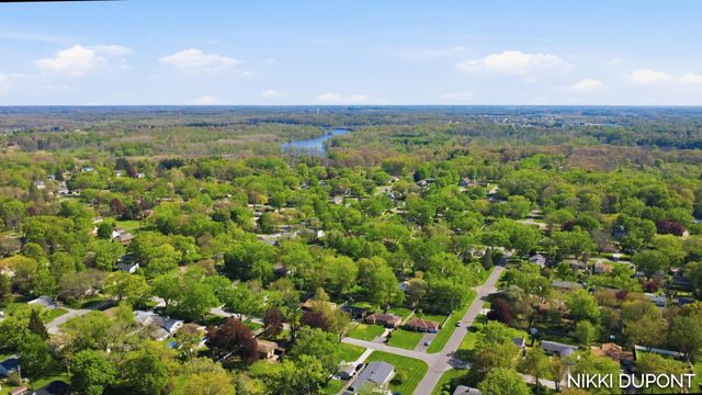 382 Dale Avenue, Benton Harbor, MI 49022