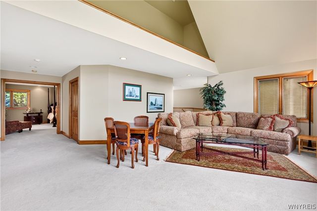 7845 Jewett Holmwood Road, Orchard Park, NY 14127