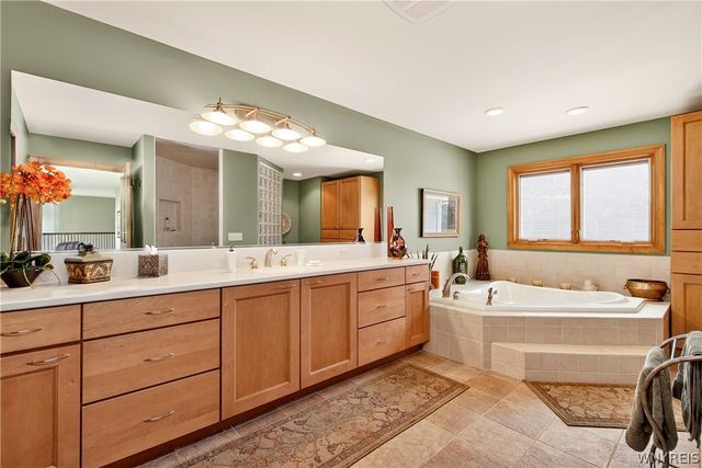 7845 Jewett Holmwood Road, Orchard Park, NY 14127