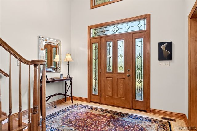 7845 Jewett Holmwood Road, Orchard Park, NY 14127