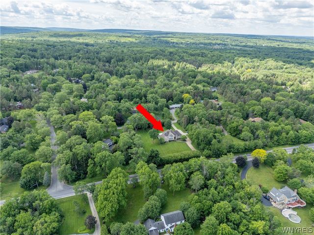 7845 Jewett Holmwood Road, Orchard Park, NY 14127